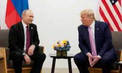 Trump ve Putin Bugün Ukrayna Barışı İçin Görüşüyor