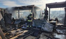Konya'da Okul İnşaatında 7 Konteyner Yandı