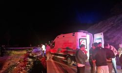Ankara’da Otomobil ile Kamyon Çarpıştı: 1 Ölü, 4 Yaralı