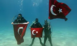 Dalgıçlardan 19 Mayıs'ta Anlamlı Kutlama