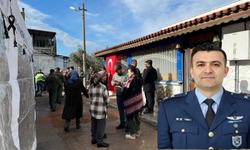 Şehit pilotun İzmir'deki evinde yas