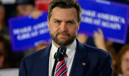 JD Vance: Flört Uygulamaları Aile Kurmayı Zorlaştırıyor