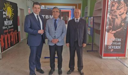 Eskişehir'de "Atatürk Çocukları Çok Severdi" Sergisi Açıldı