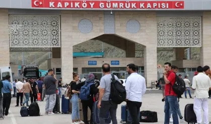 Van’da İranlı Turistlerden İsrail’e Tepki: “İntikam Duygusu İçindeyiz”