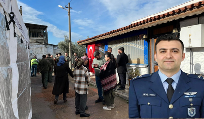Şehit pilotun İzmir'deki evinde yas
