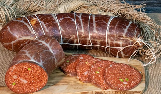 Bakanlık'tan Hileli 8 Sucuk Markasına Uyarı