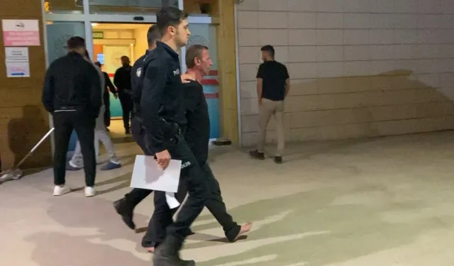 Bursa’da Baltalı Dehşet: Polis Havaya Ateş Açtı, Saldırgan Gözaltında