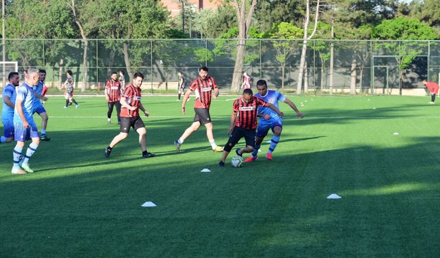 Eskişehir Medya Futbol Turnuvası Başladı, İlk Maçı Anadolu Üniversitesi Kazandı