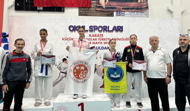Doğa Açıkgöz, Türkiye Karate Şampiyonası’nda 3’üncü Oldu