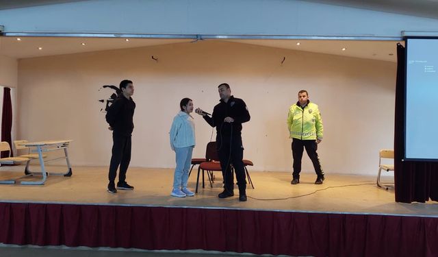 Öğrenciler polislik mesleğini yakından tanıdı