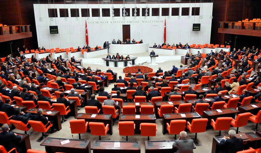 BTK Personeline İlişkin Kanun Teklifi TBMM'de Yasalaştı