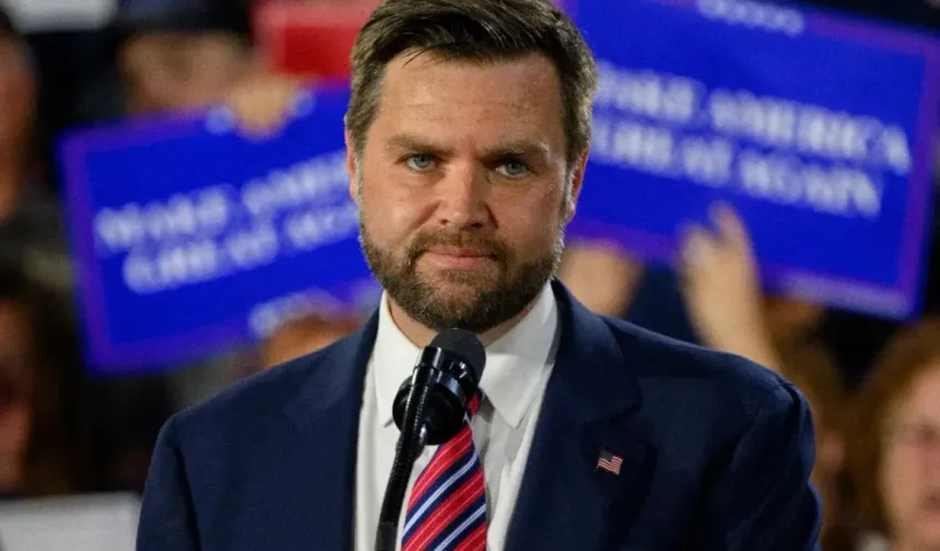 JD Vance: Flört Uygulamaları Aile Kurmayı Zorlaştırıyor