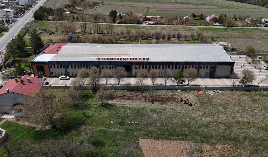 Teknokent Koleji Mezunları Aranan Personel Oluyor