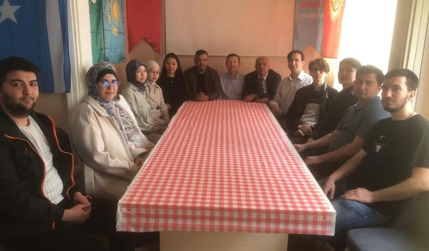 Türk Gençliği Türkçülük Günü’nde Birlik Mesajı Verdi