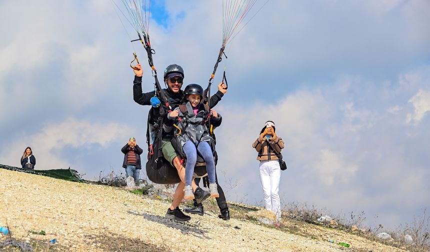 Özel gereksinimli çocuklar gökyüzüyle tanıştı